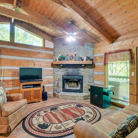 Gatlinburg Cabin With Hot Tub About 6 Mi To Downtown! المظهر الخارجي الصورة