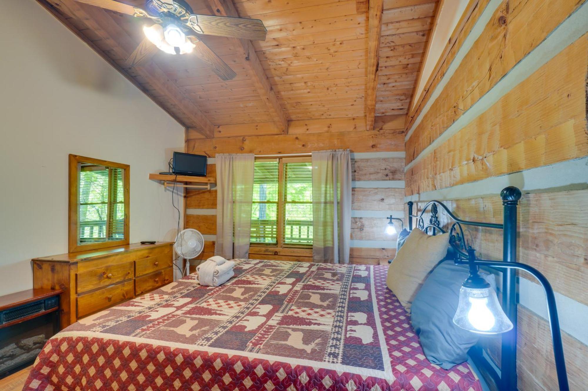 Gatlinburg Cabin With Hot Tub About 6 Mi To Downtown! المظهر الخارجي الصورة