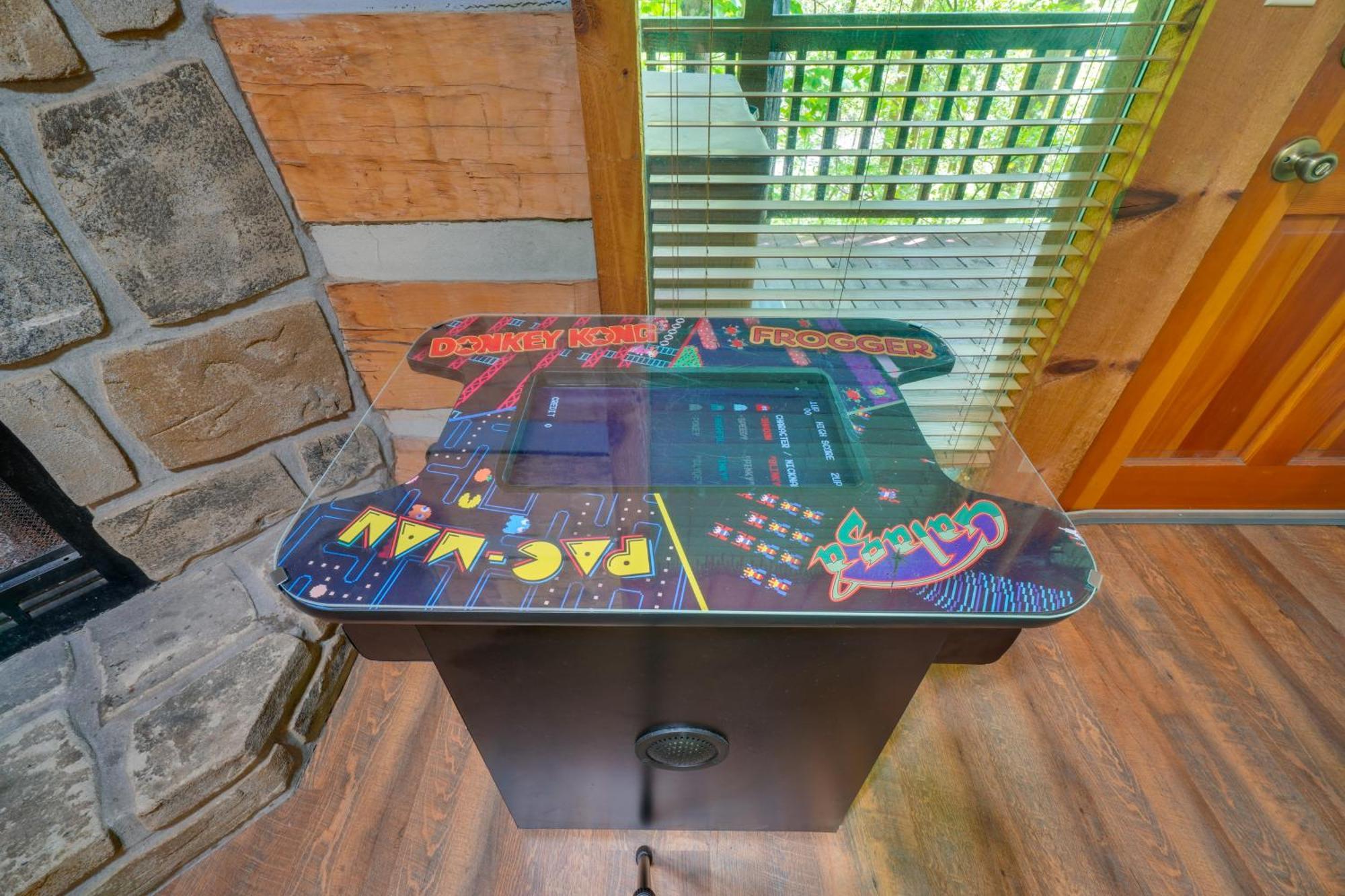 Gatlinburg Cabin With Hot Tub About 6 Mi To Downtown! المظهر الخارجي الصورة